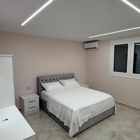 Appartement Prive & Tirana